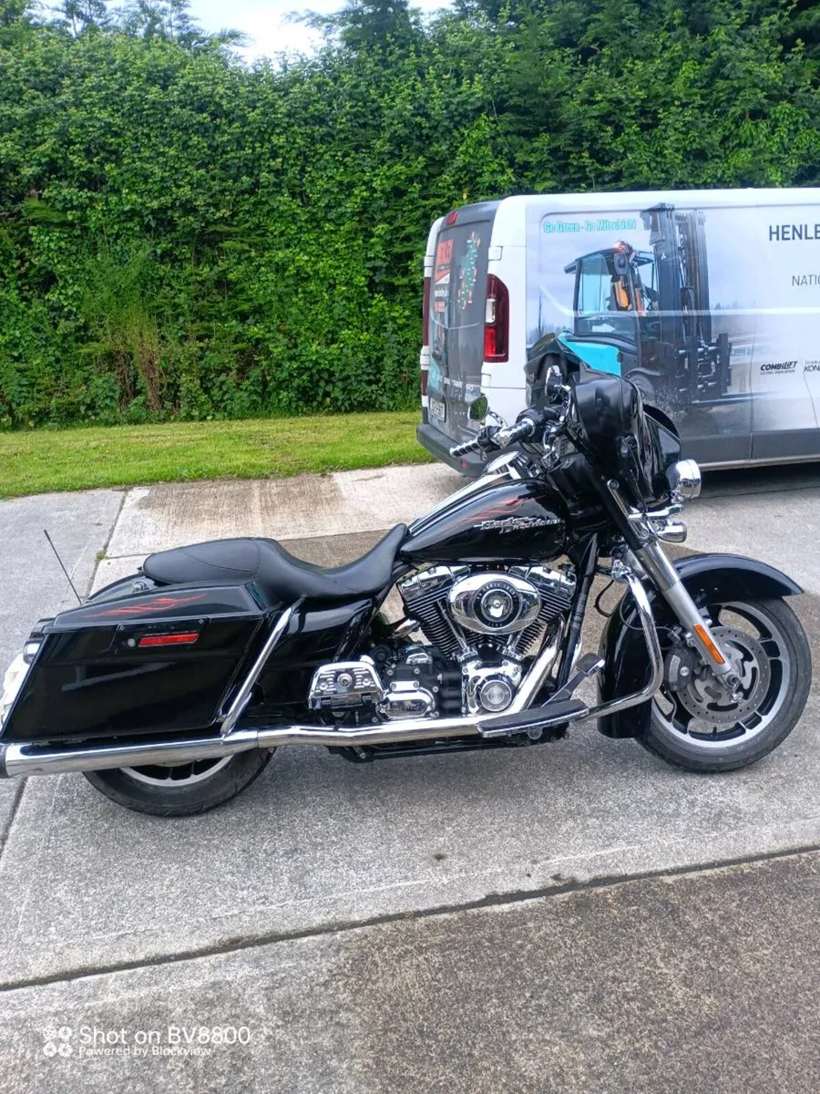 Harley Davidson Street glide 2011 - Image 3