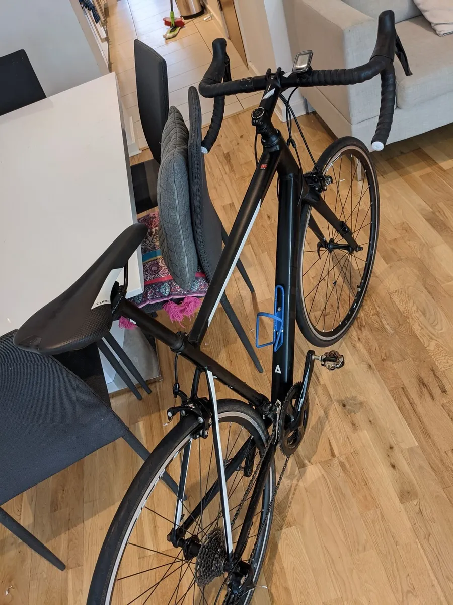 Cube Attain SL Mens Road Bike 58cm Shimano 105 - Image 3