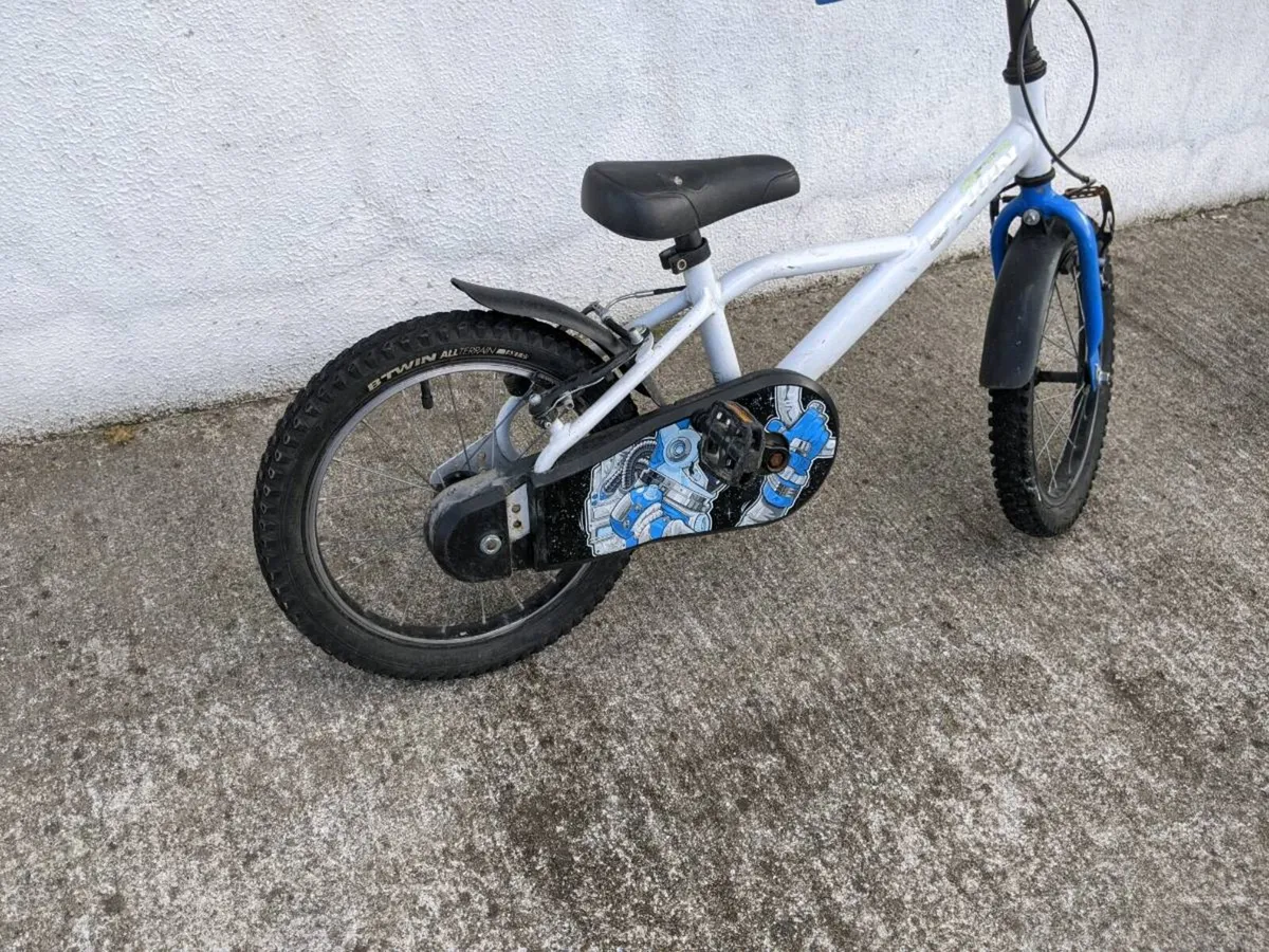 Kids Bike 14 inch for approx age 4 to 7 - Image 3