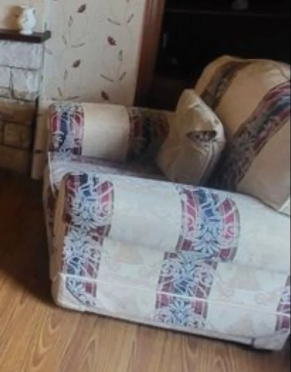 3 Piece Furniture Set - Image 1