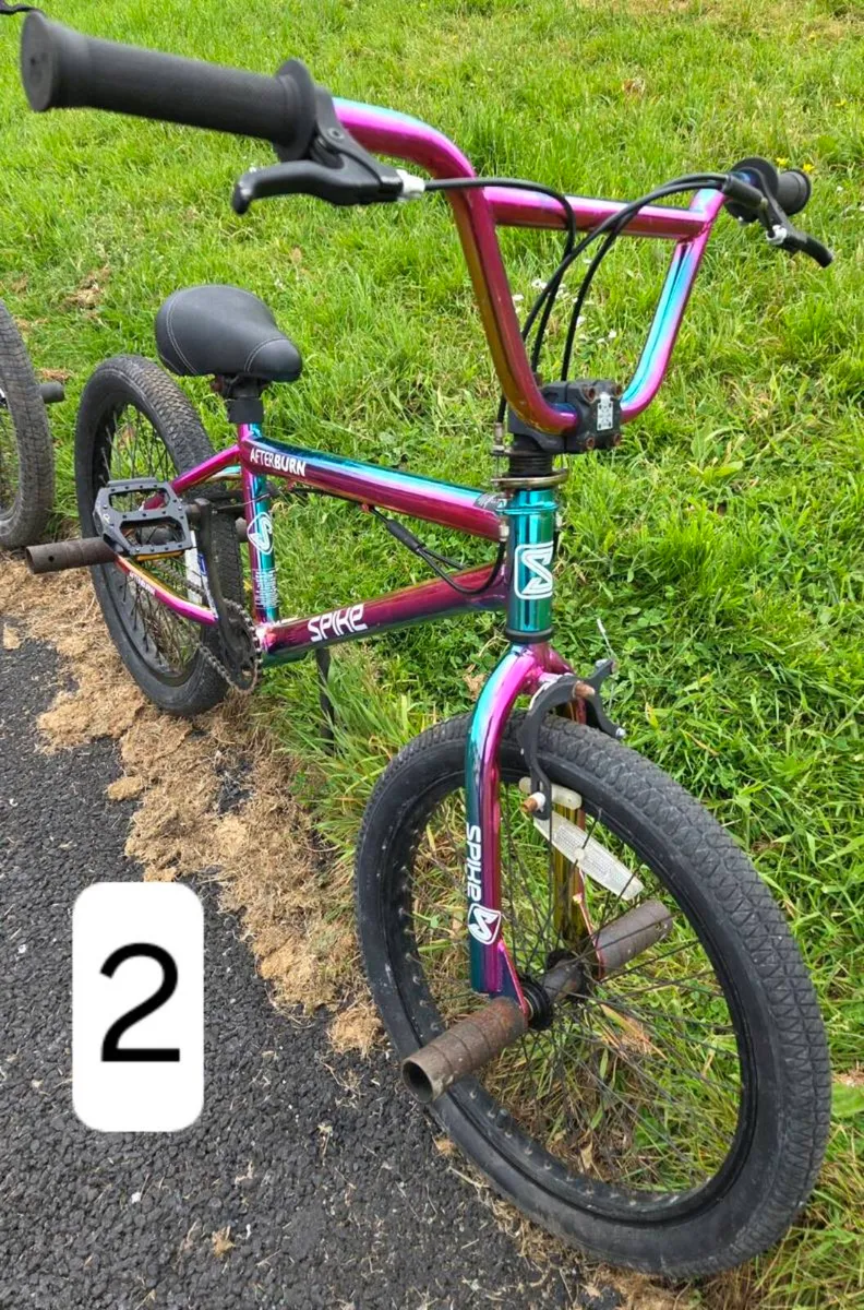 BMX TYPE STUNT BIKE - Image 1