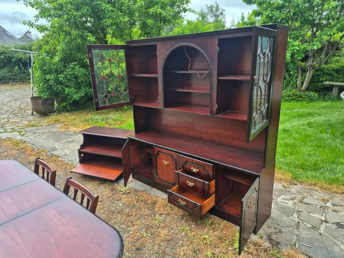 Mahogany toned furniture - Image 4