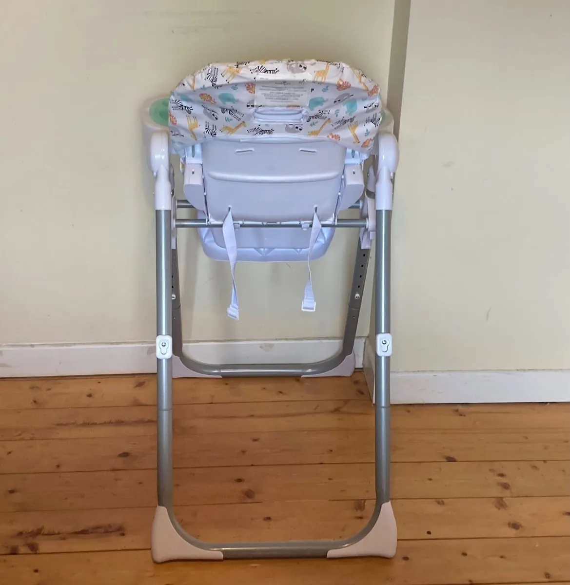 Babylo High Chair with Removable Tray - Image 4