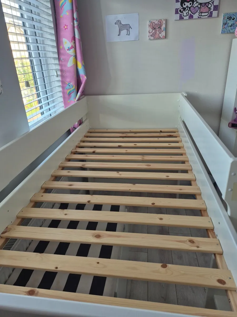 Mid sleeper single bed - Image 3