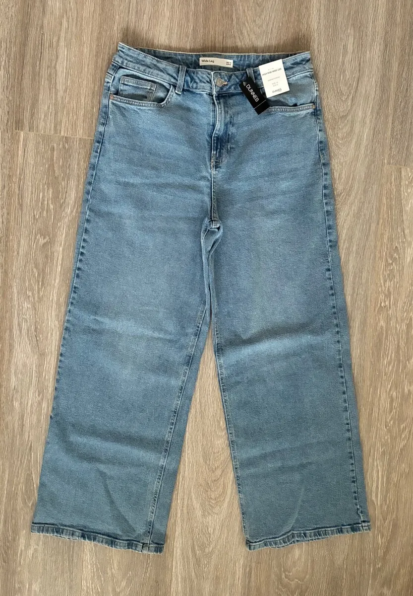New light blue high-rise wide leg jeans: Size 14