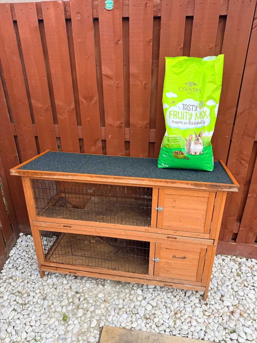 Rabbit hutch with food and dispenser - Image 1