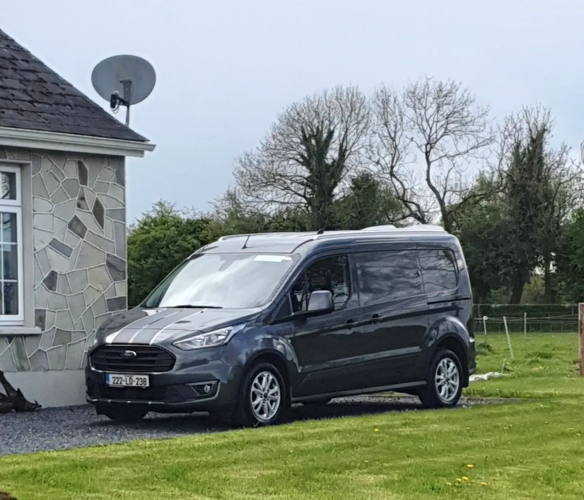 2022 Ford transit connect LWB (limited edition) - Image 1