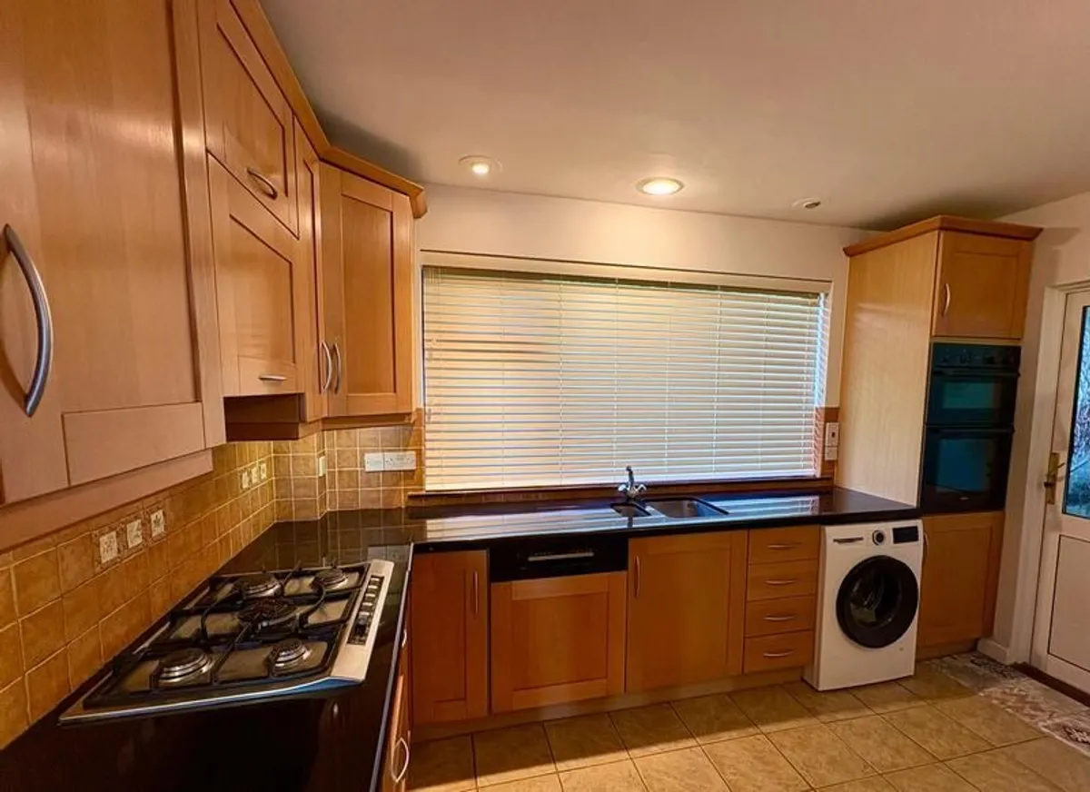 Kitchen - Image 2