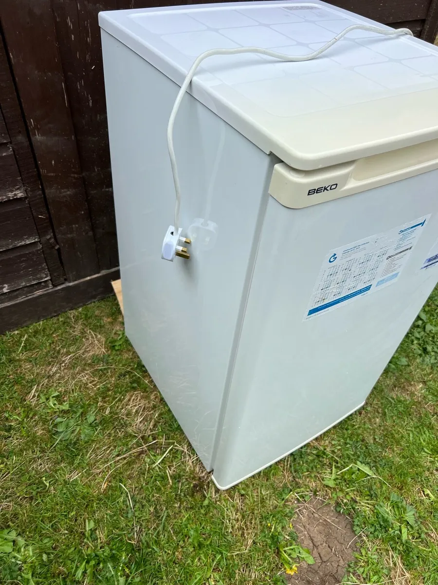 Fridge - Image 2