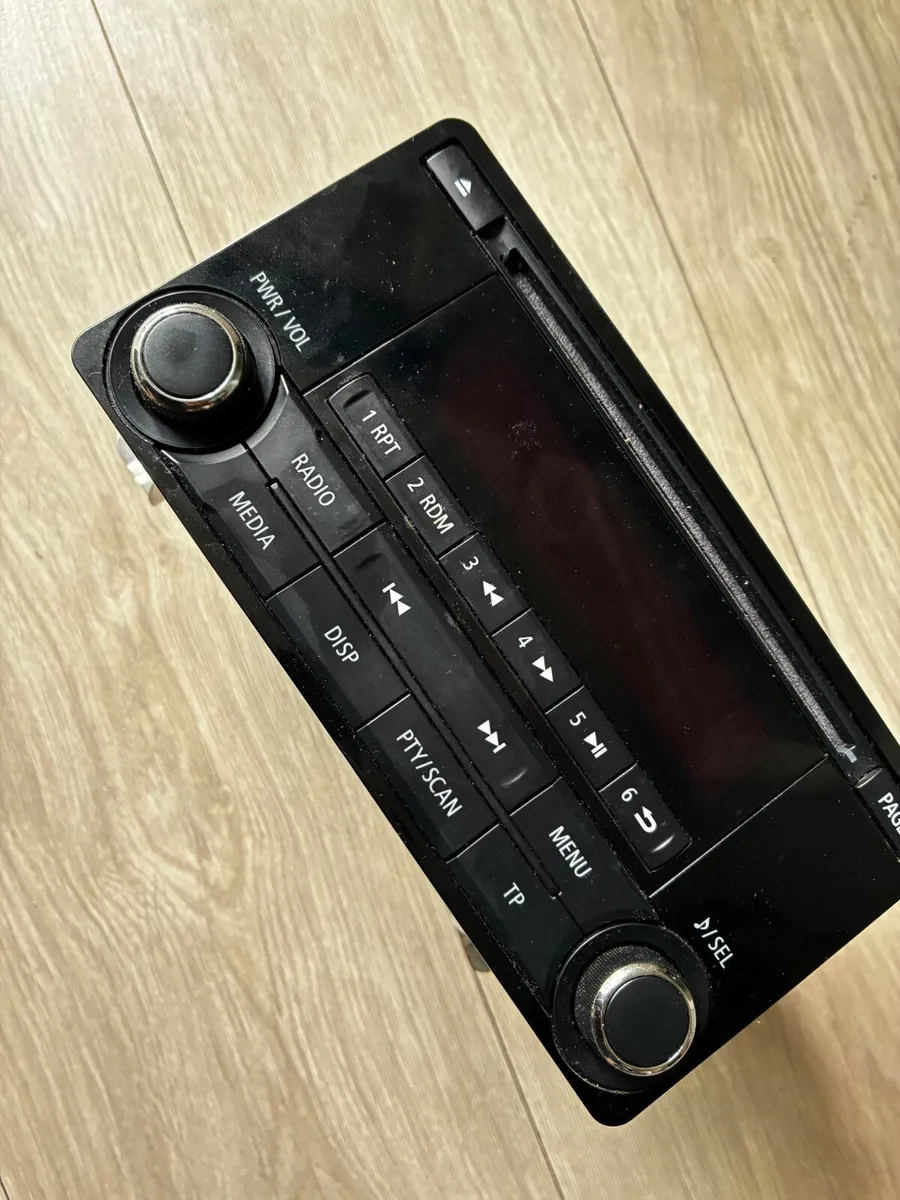 Radio And CD Player Mitsubishi Outlander 2014 - Image 1