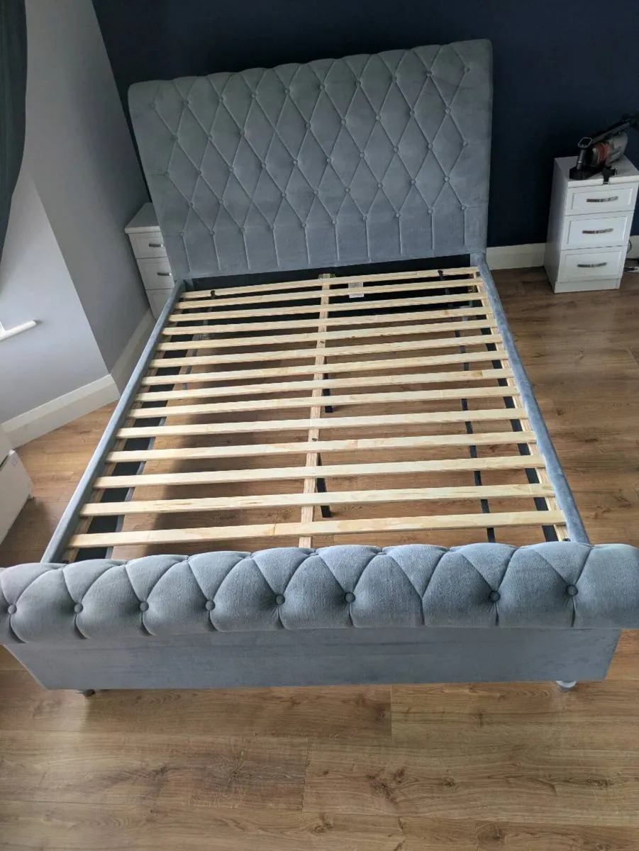 King size sleigh bed - Image 2