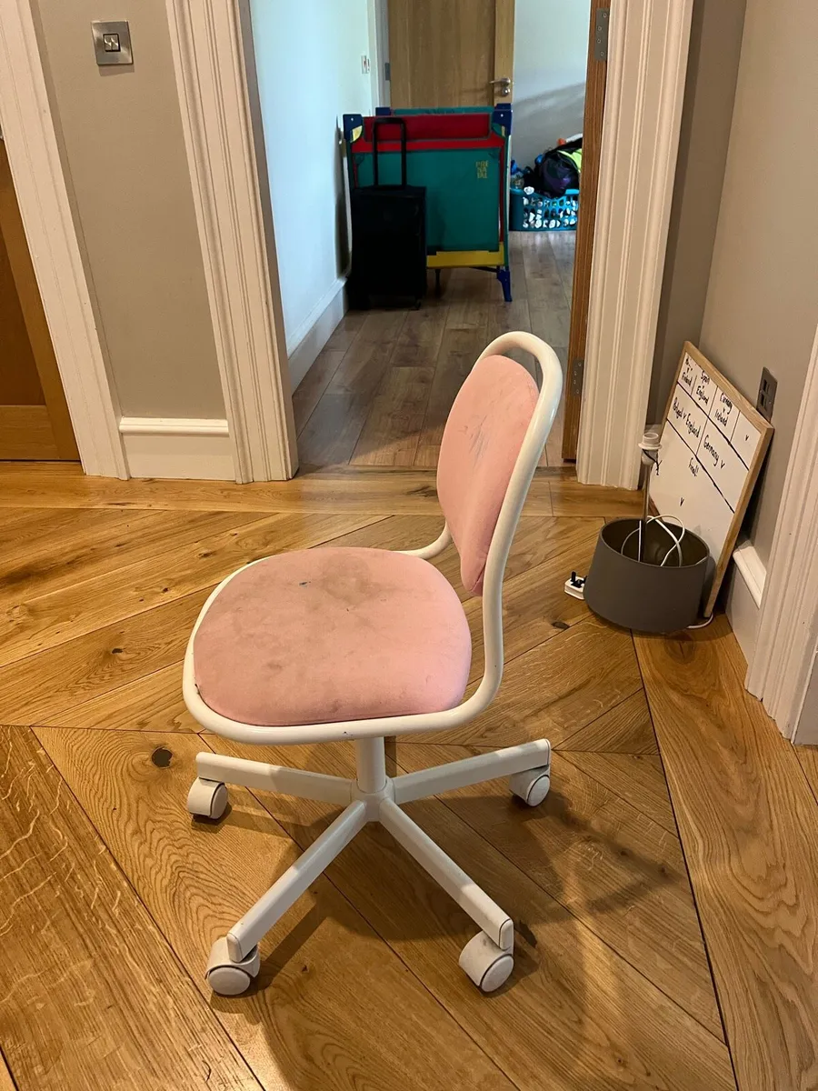 Kids chair - Image 3