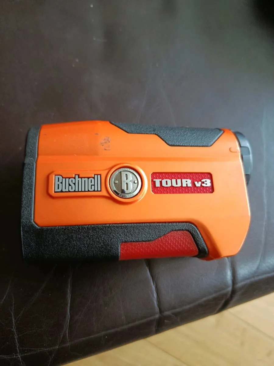 Bushnell V3 Rangefinder - Image 1