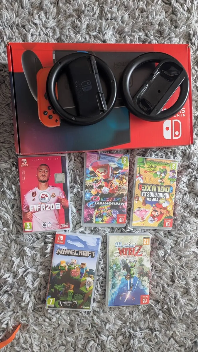 Boxed Nintendo Switch + 5 Games (Mario Kart, Super - Image 2