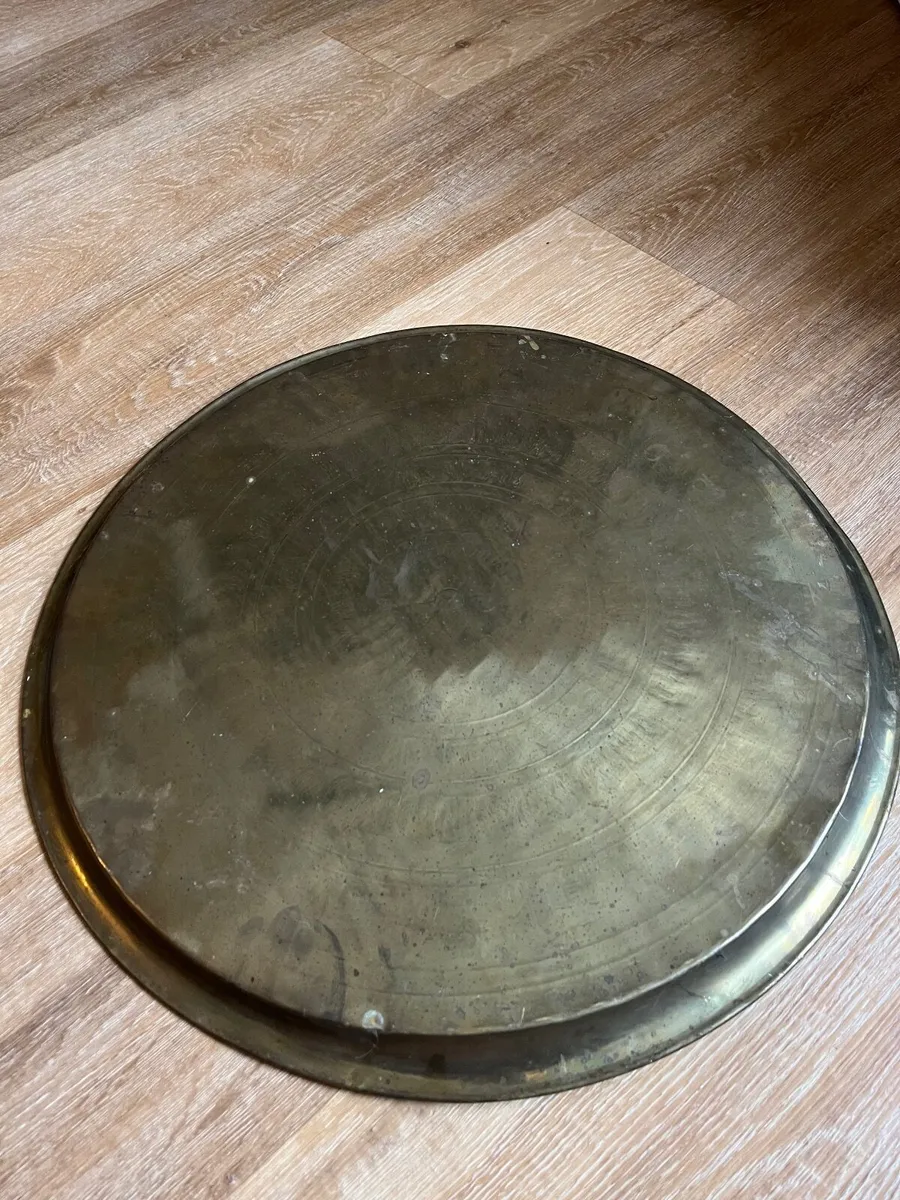 Brass tray table - Image 2