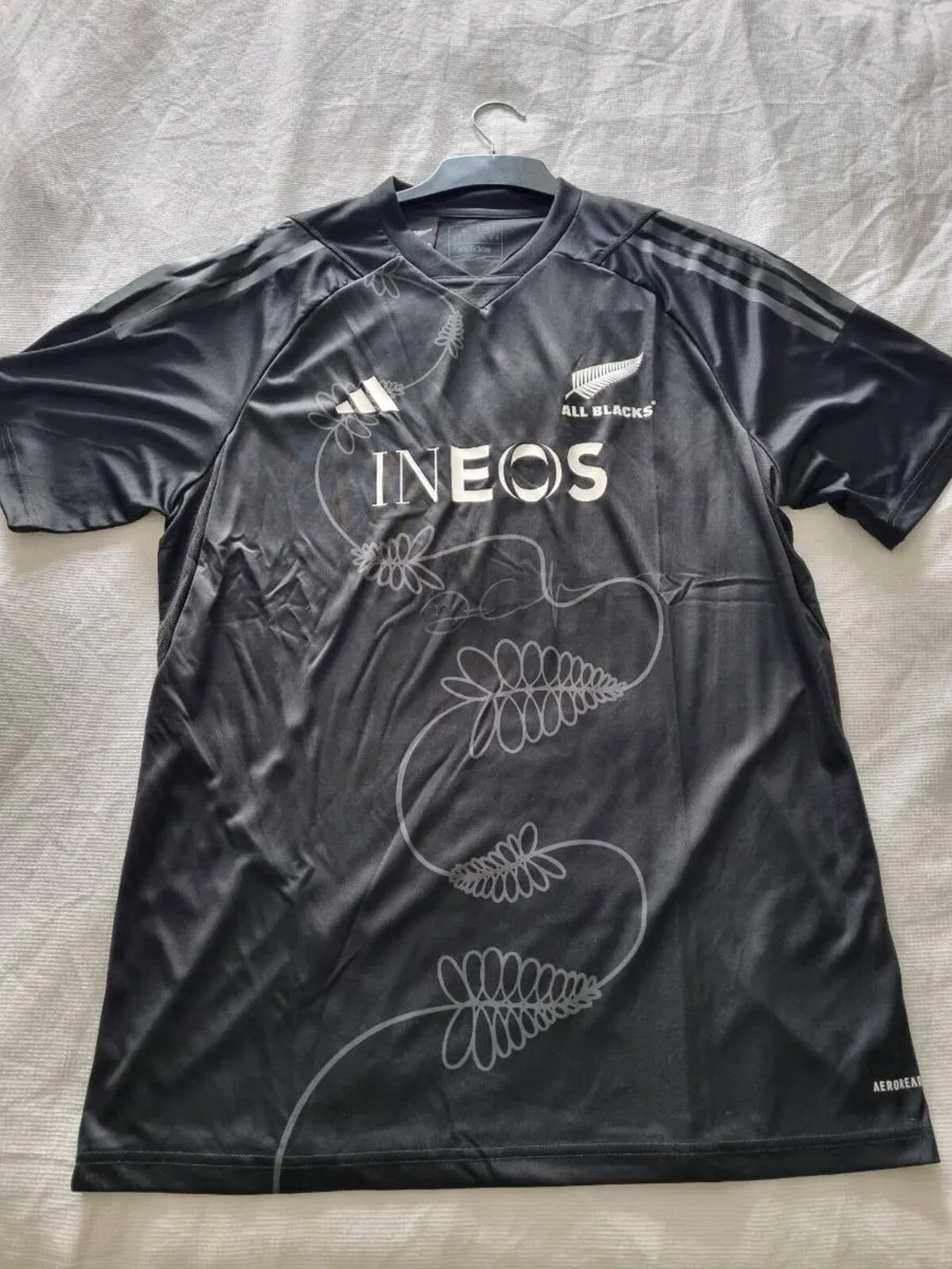 Dan Carter signed all blacks shirt - Image 2