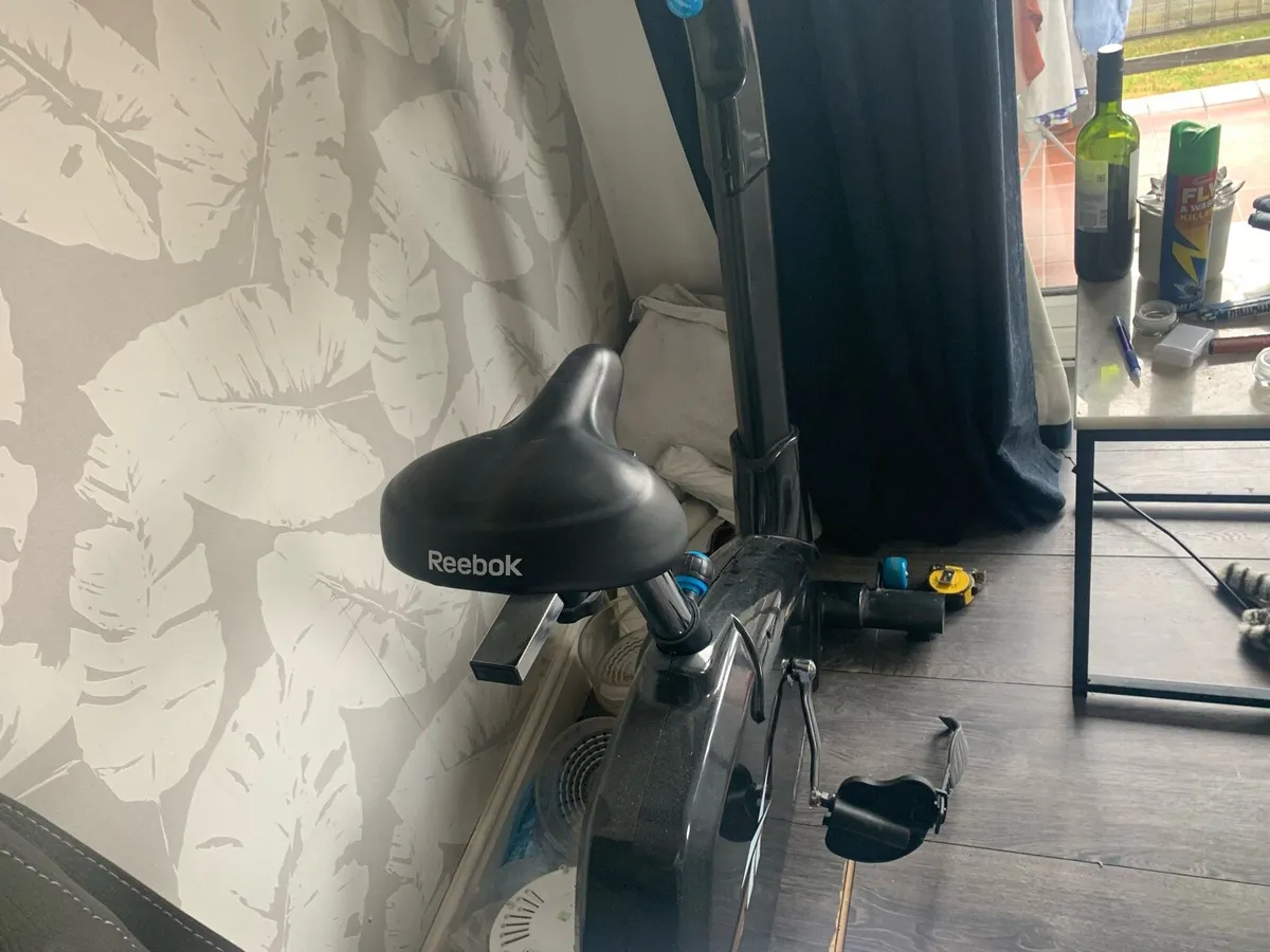 exercise bike - Image 1