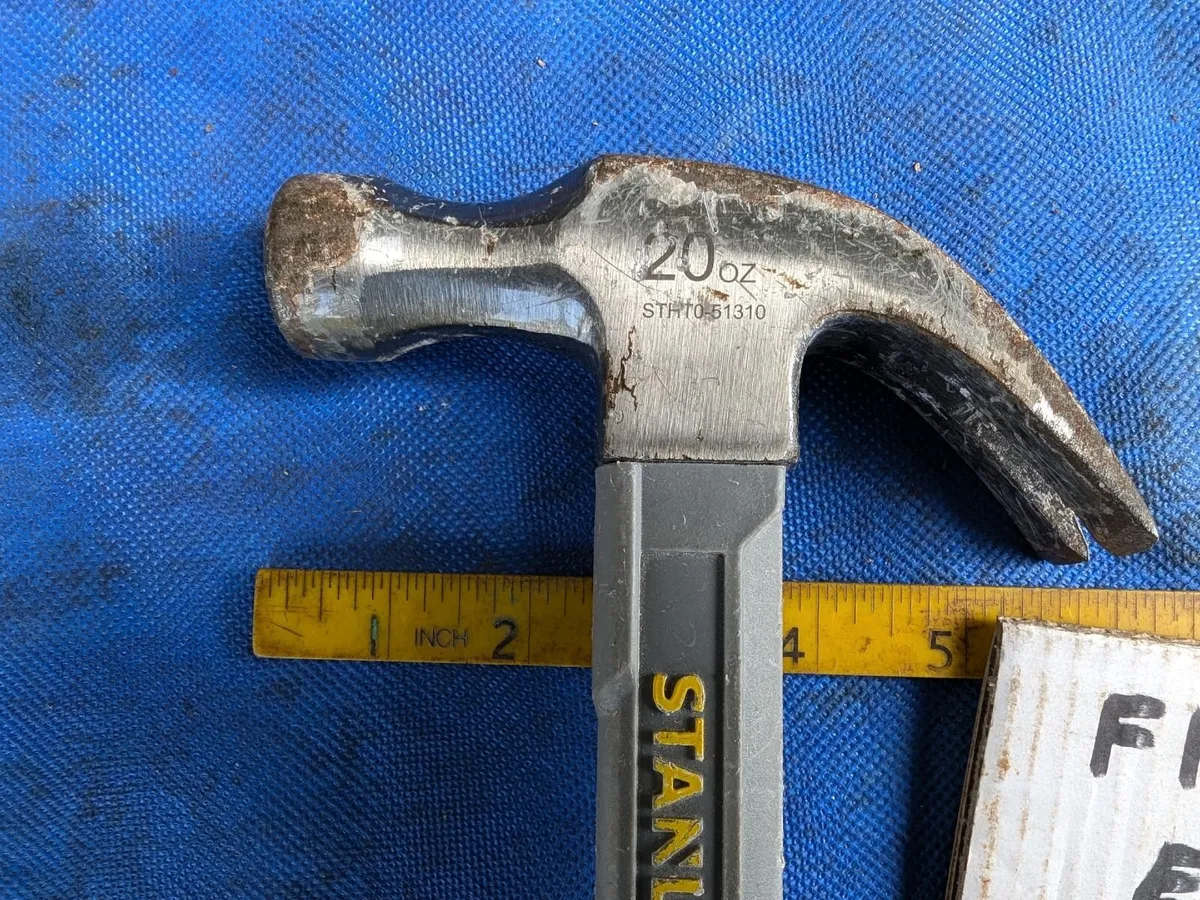 Stanley 20oz Hammer - Image 3