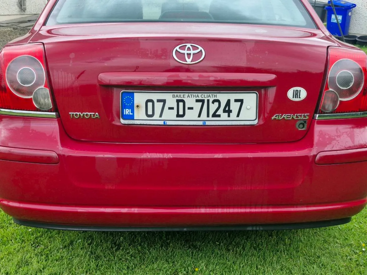 Toyota Avensis 2007 petrol - Image 4