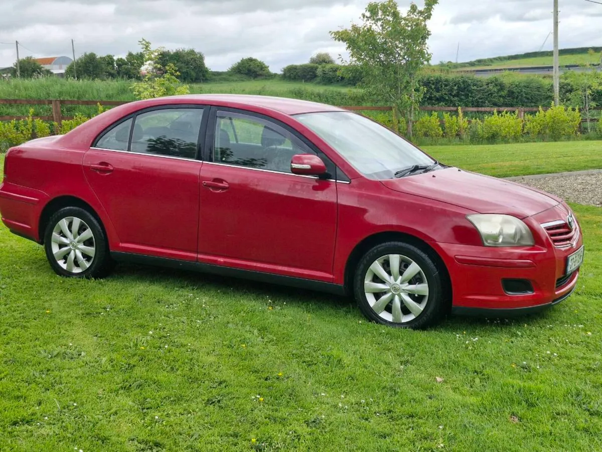 Toyota Avensis 2007 petrol - Image 2