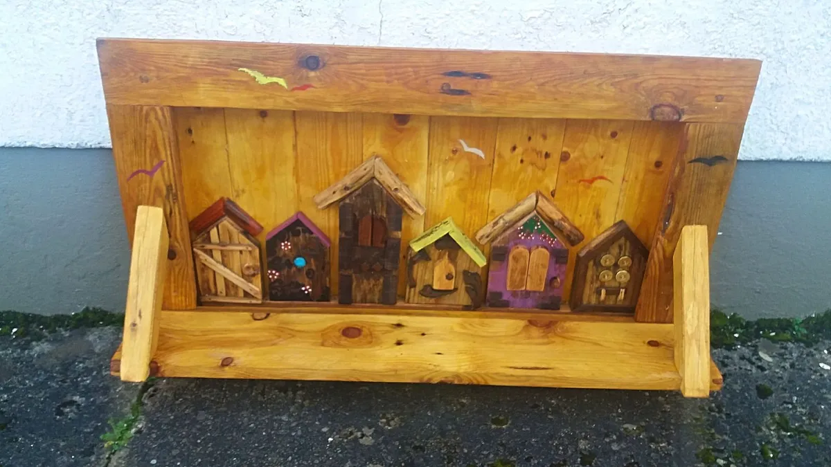Rustic Fairy Door Floating Shelf / Display - Image 3
