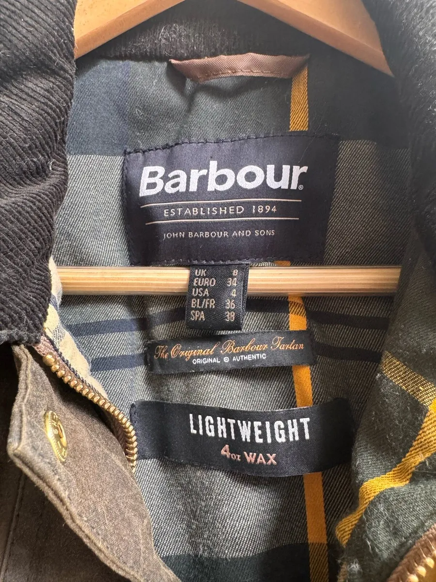 Ladies Barbour wax Jacket - Image 3