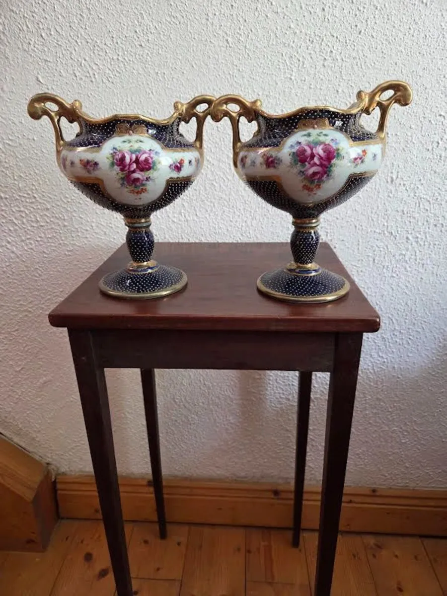 Antique Noritake Pair Porcelain Urns Japan Origin - Image 2