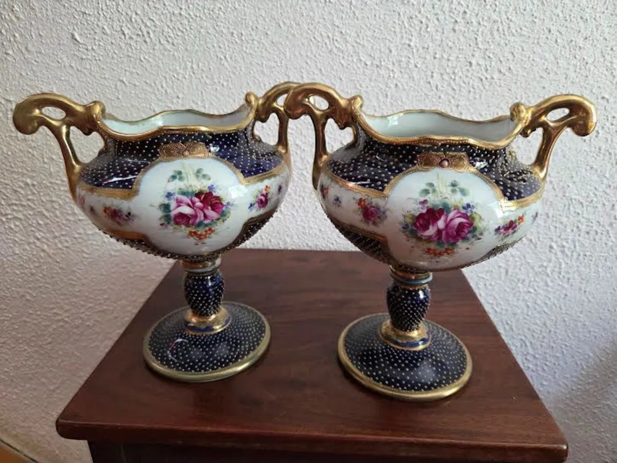 Antique Noritake Pair Porcelain Urns Japan Origin - Image 3
