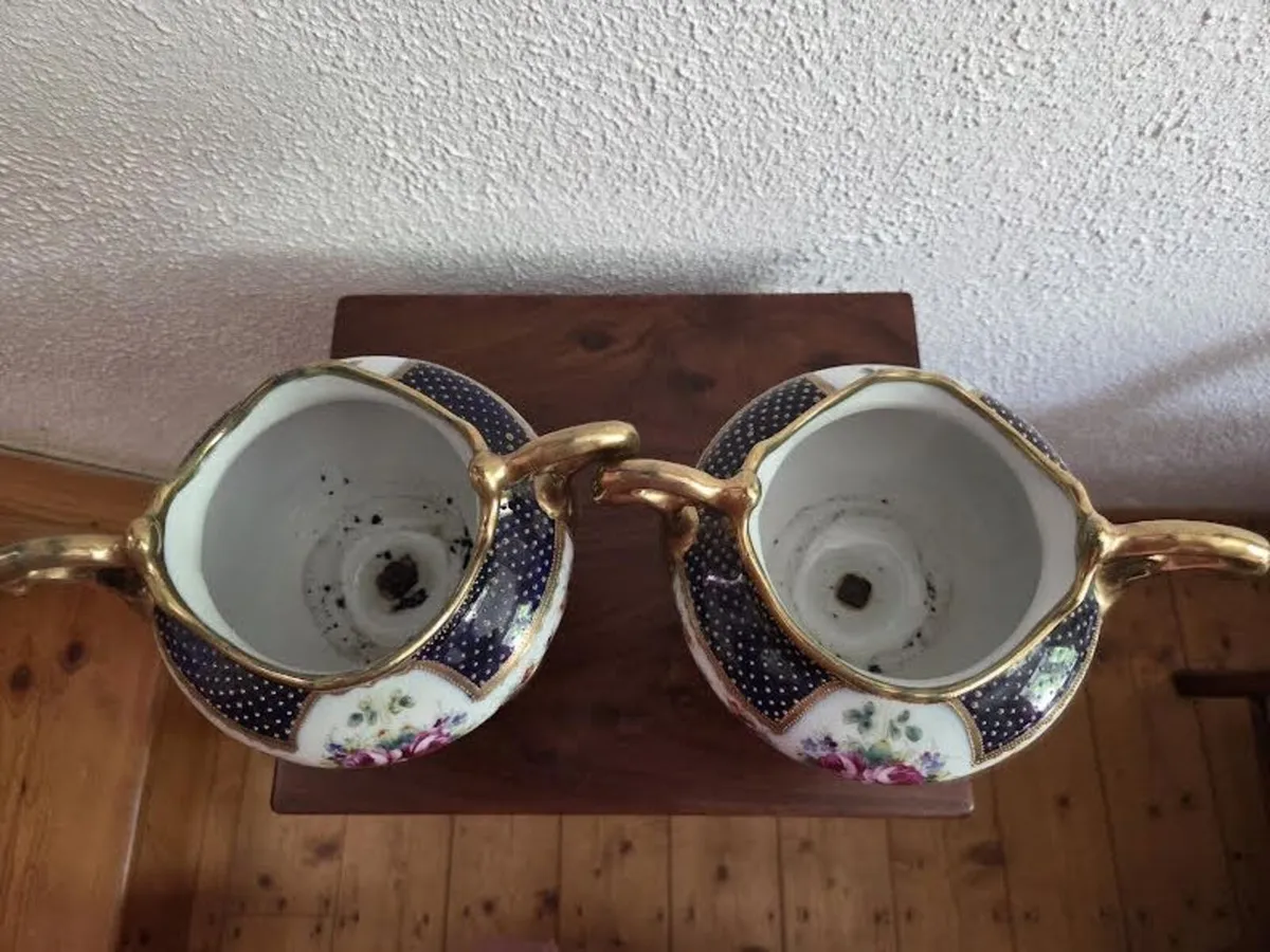 Antique Noritake Pair Porcelain Urns Japan Origin - Image 4