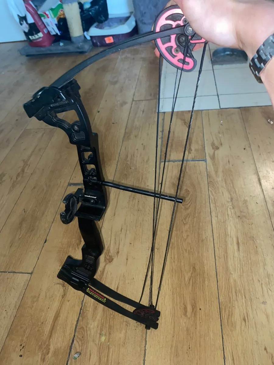 Barnett Archery Vortex Lite Compound Bow - Image 3