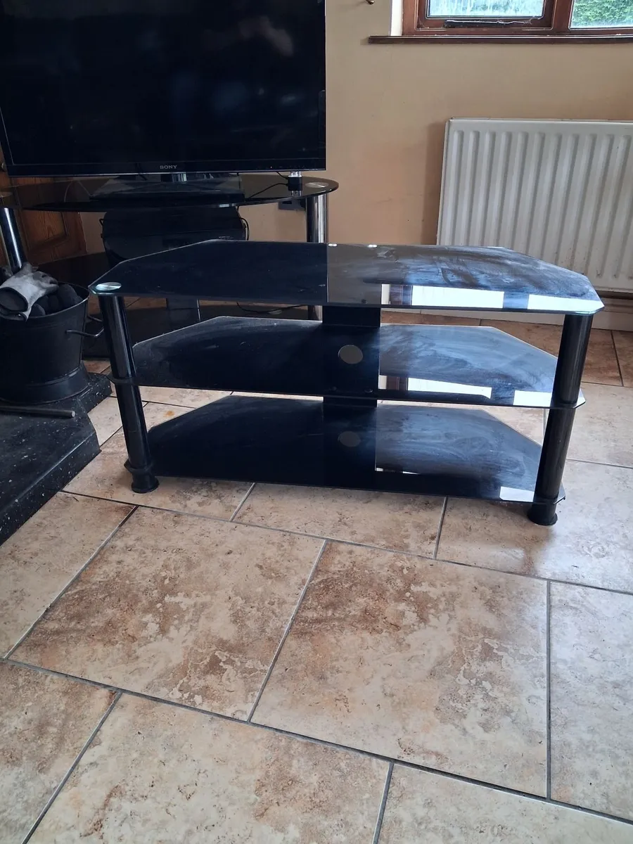 Tv stand - Image 2