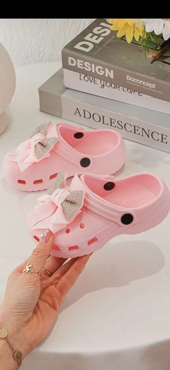 Kids crocs