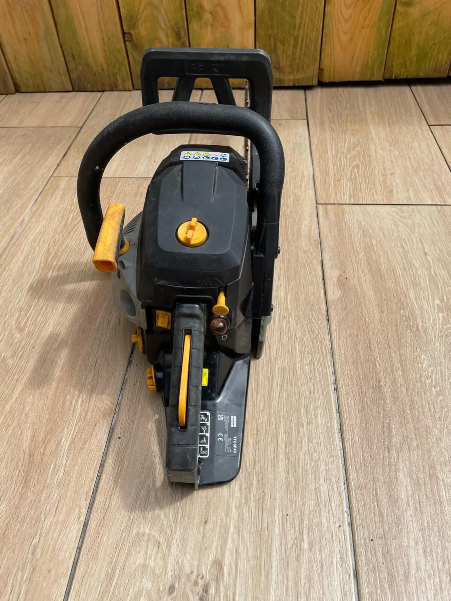 Chainsaw - Image 2