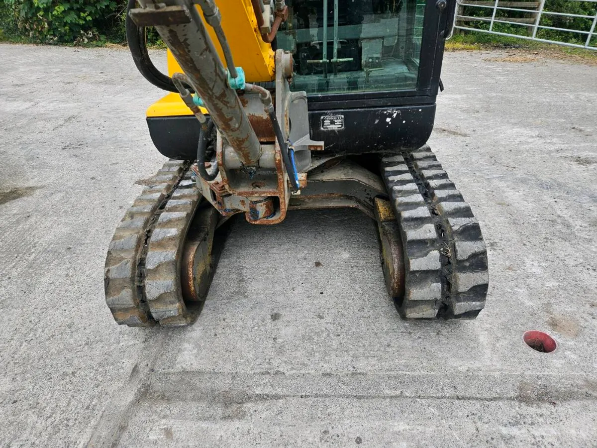 Fermec 3 ton digger - Image 3
