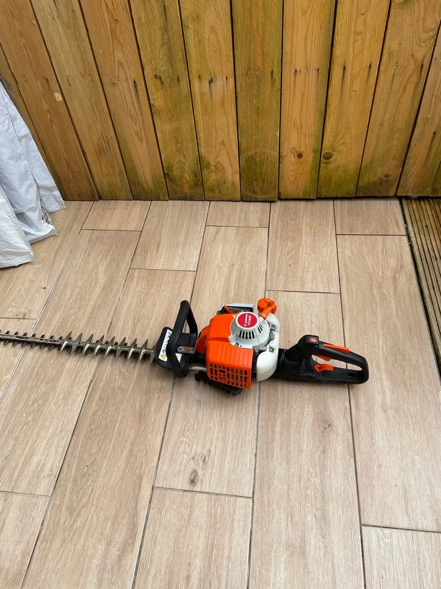 Hedge trimmer - Image 1