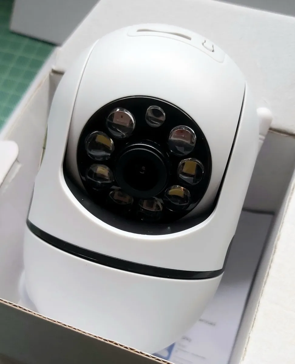 Home security camera - Image 2