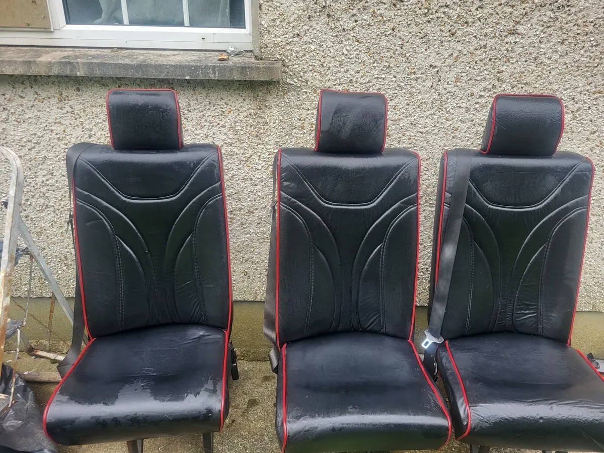 Leather seats - Image 4