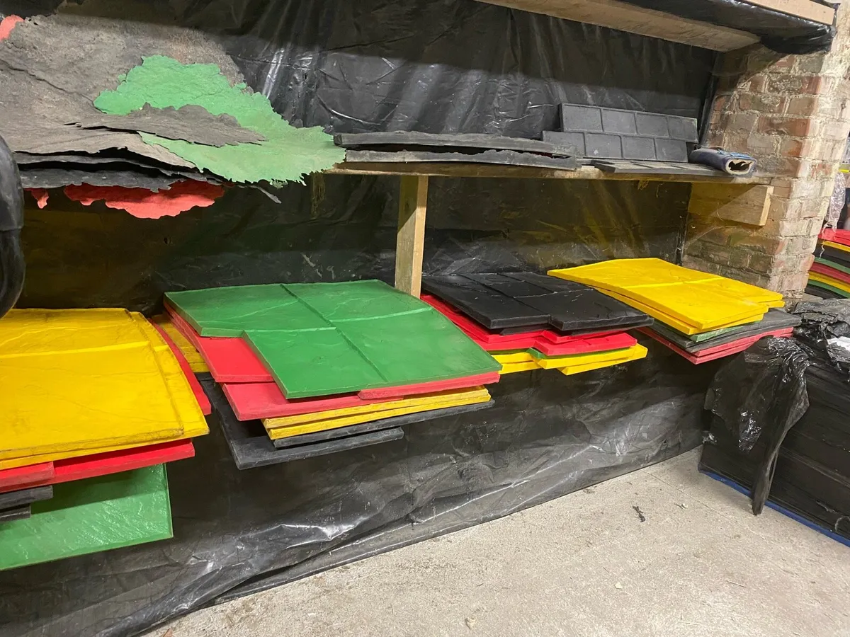 Coloured imprinted  concrete - Image 3