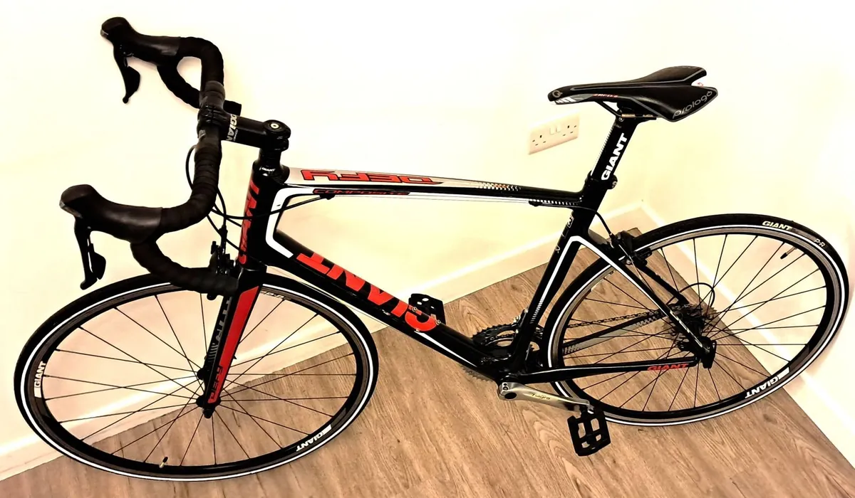 GIANT DEFY 3 Full CARBON - Image 4
