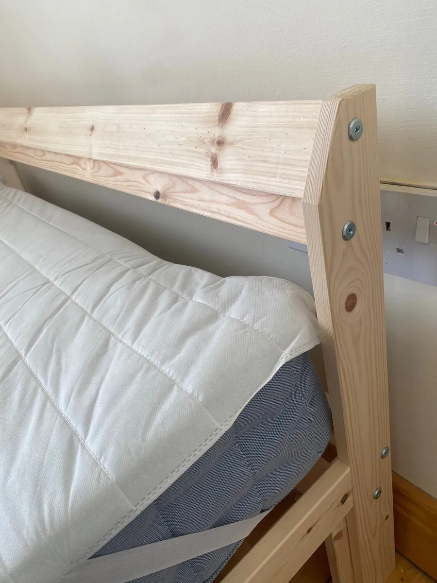 Double bed frame and mattress - Image 2