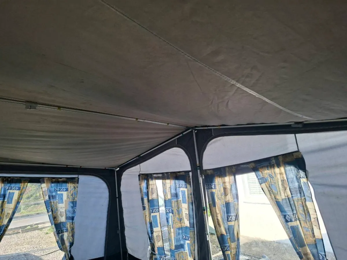 Caravan awning size 8 - Image 4