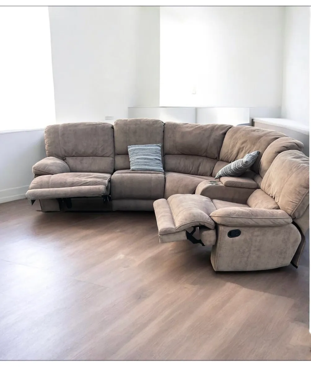 Recliner sofa - Image 3
