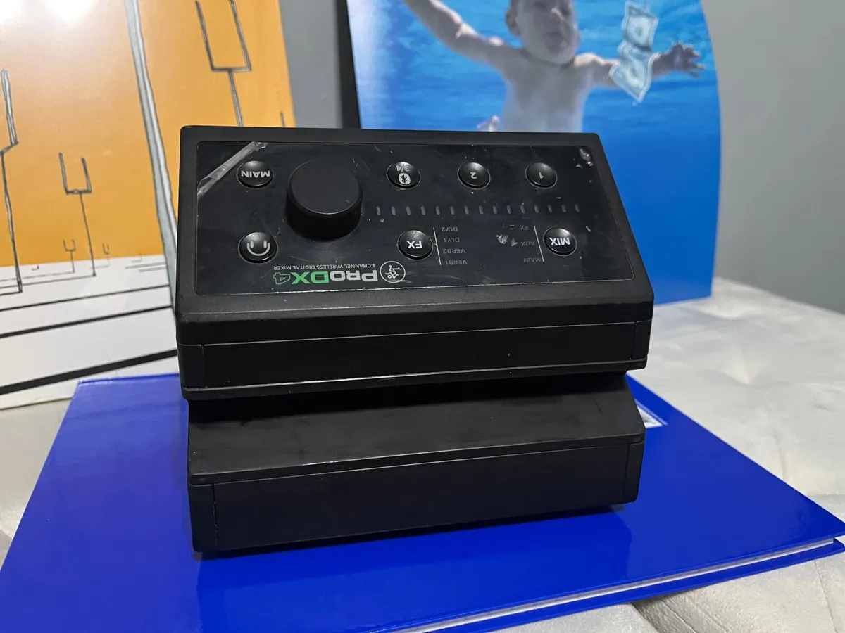 Mackie ProDX4 Wireless Mixer - Image 4