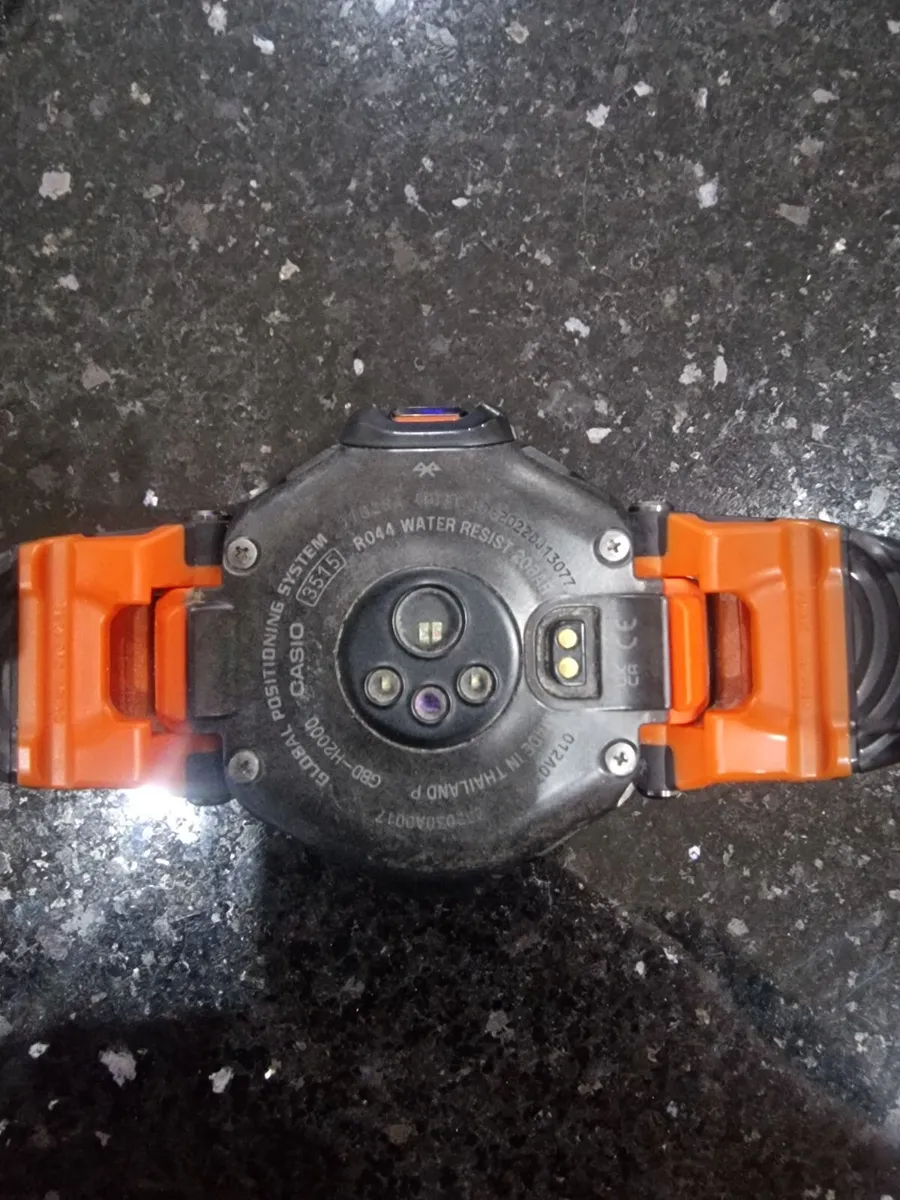 Casio g-shock GBD-H2000 smartwatch - Image 1