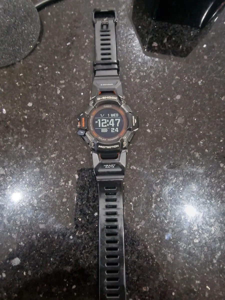 Casio g-shock GBD-H2000 smartwatch - Image 2