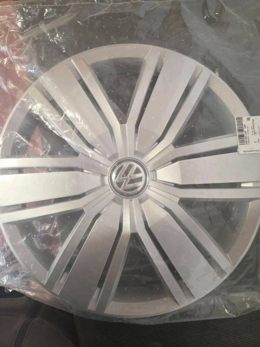 Vw crafter 2017 to 2026 hub caps - Image 1
