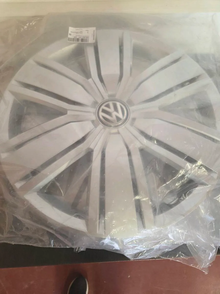 Vw crafter 2017 to 2026 hub caps - Image 2