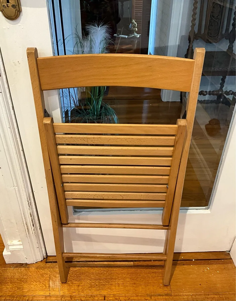 Folding Chair - Image 4