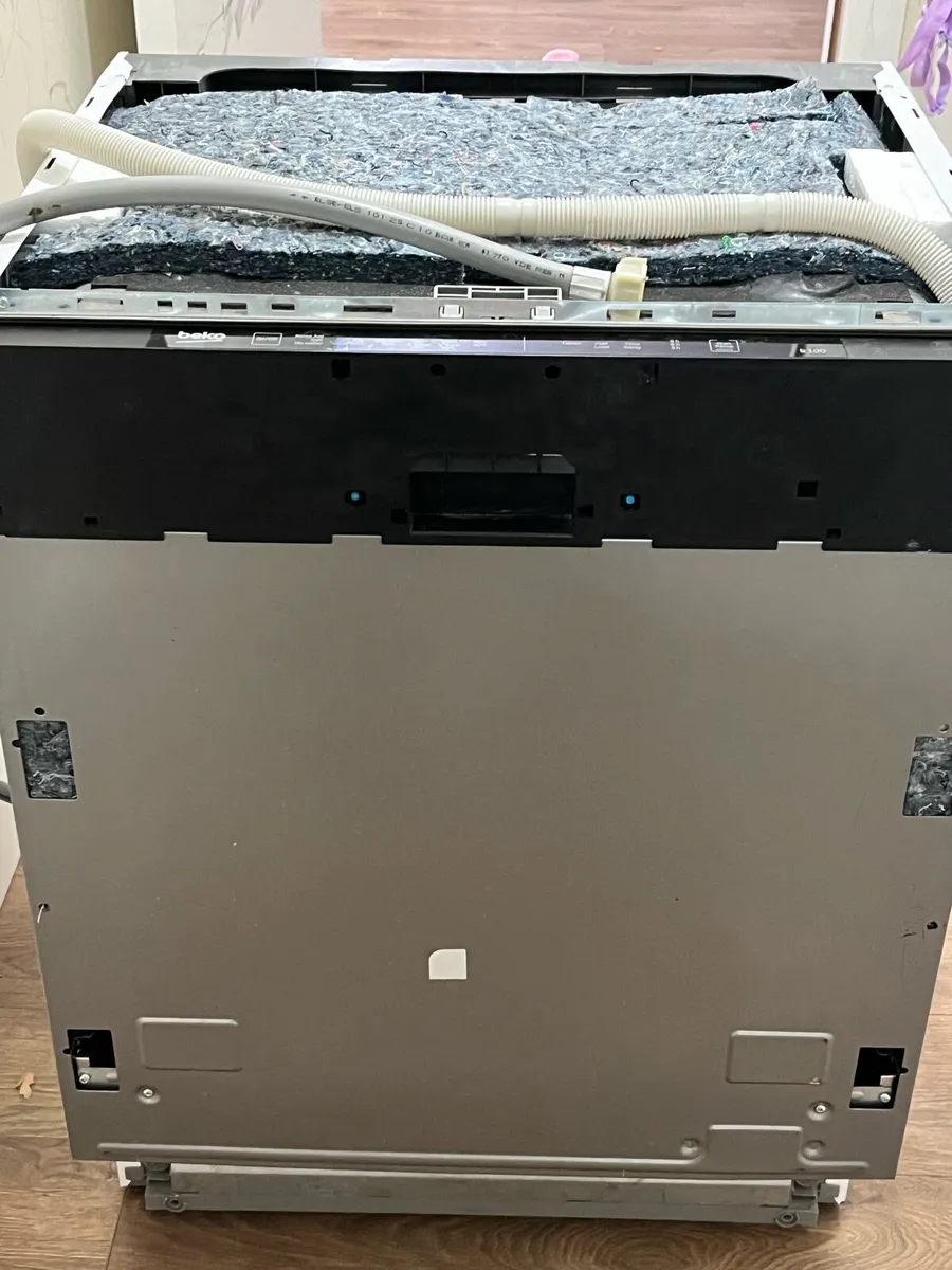 Dishwasher- Integrated - Image 3