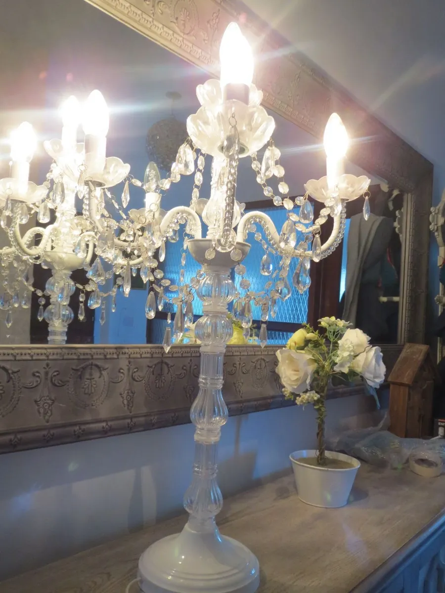 5 arms candelabra shabby chic lamp - Image 1